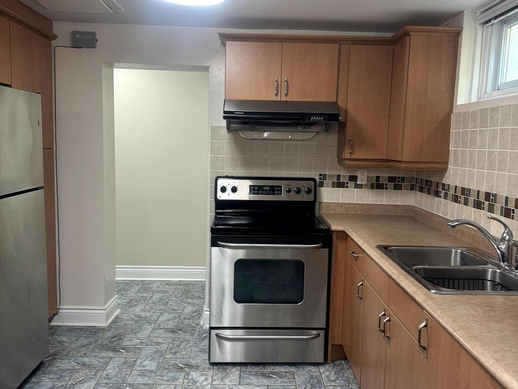









31


Whitelock

Crescent, Bsmt,
Toronto,




ON
M2K 1V9

