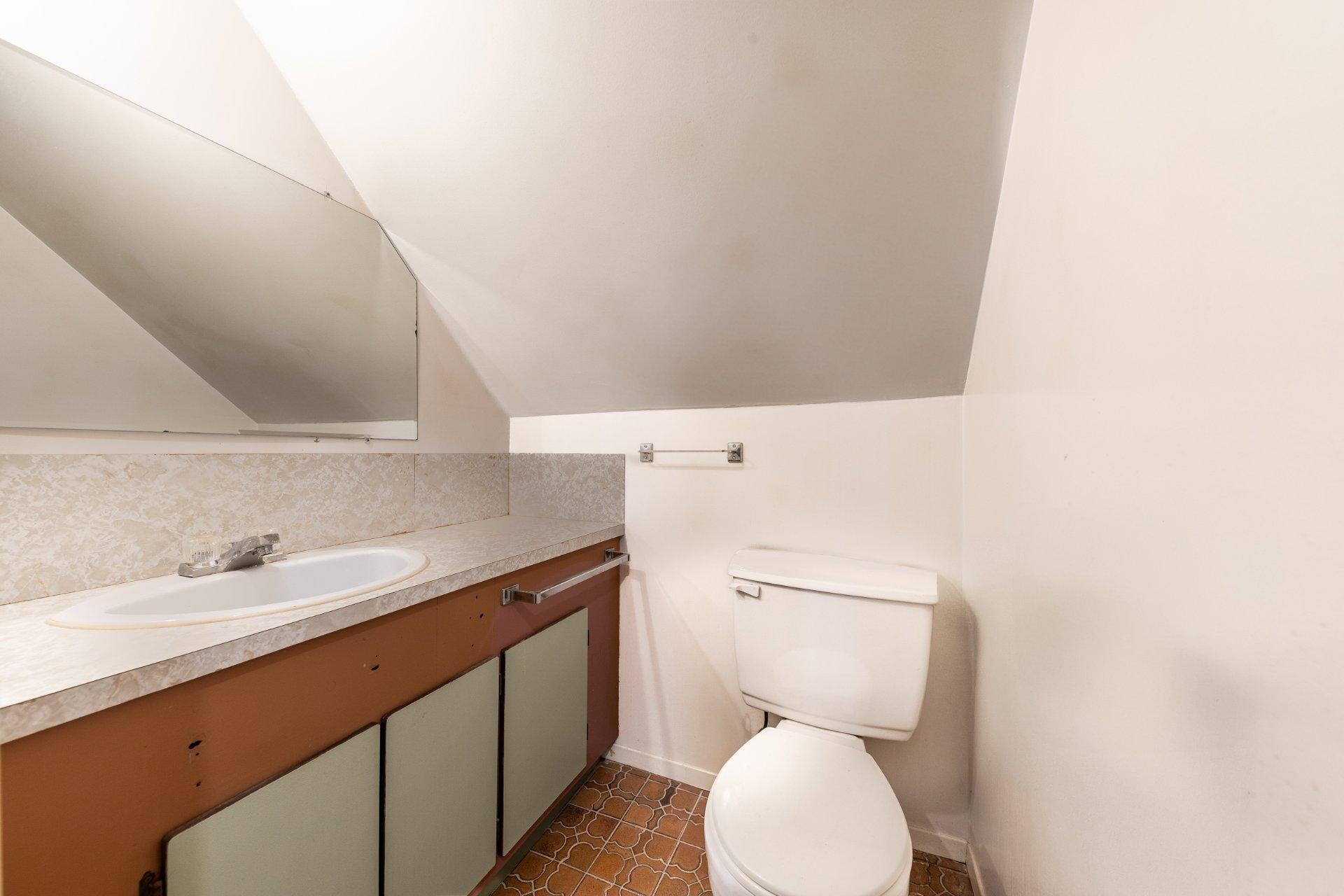 









2355


Boul. Perron

,
Longueuil (Le Vieux-Longueuil),




QC
J4L4G4

