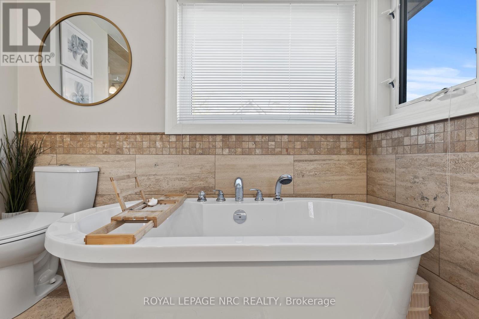 












2905 BUTLER'S WALK

,
Lincoln (Lincoln-Jordan/Vineland),




Ontario
L0R1S0

