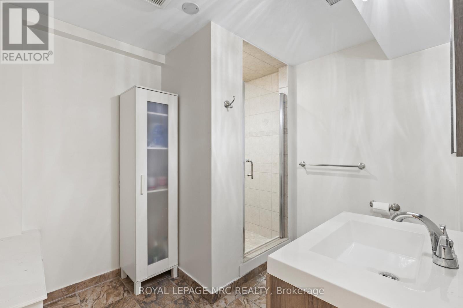 












2905 BUTLER'S WALK

,
Lincoln (Lincoln-Jordan/Vineland),




Ontario
L0R1S0

