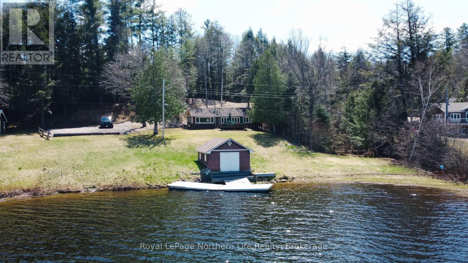 












295 NEAULT ROAD

,
Papineau-Cameron (Papineau Cameron),




Ontario
P0H1V0

