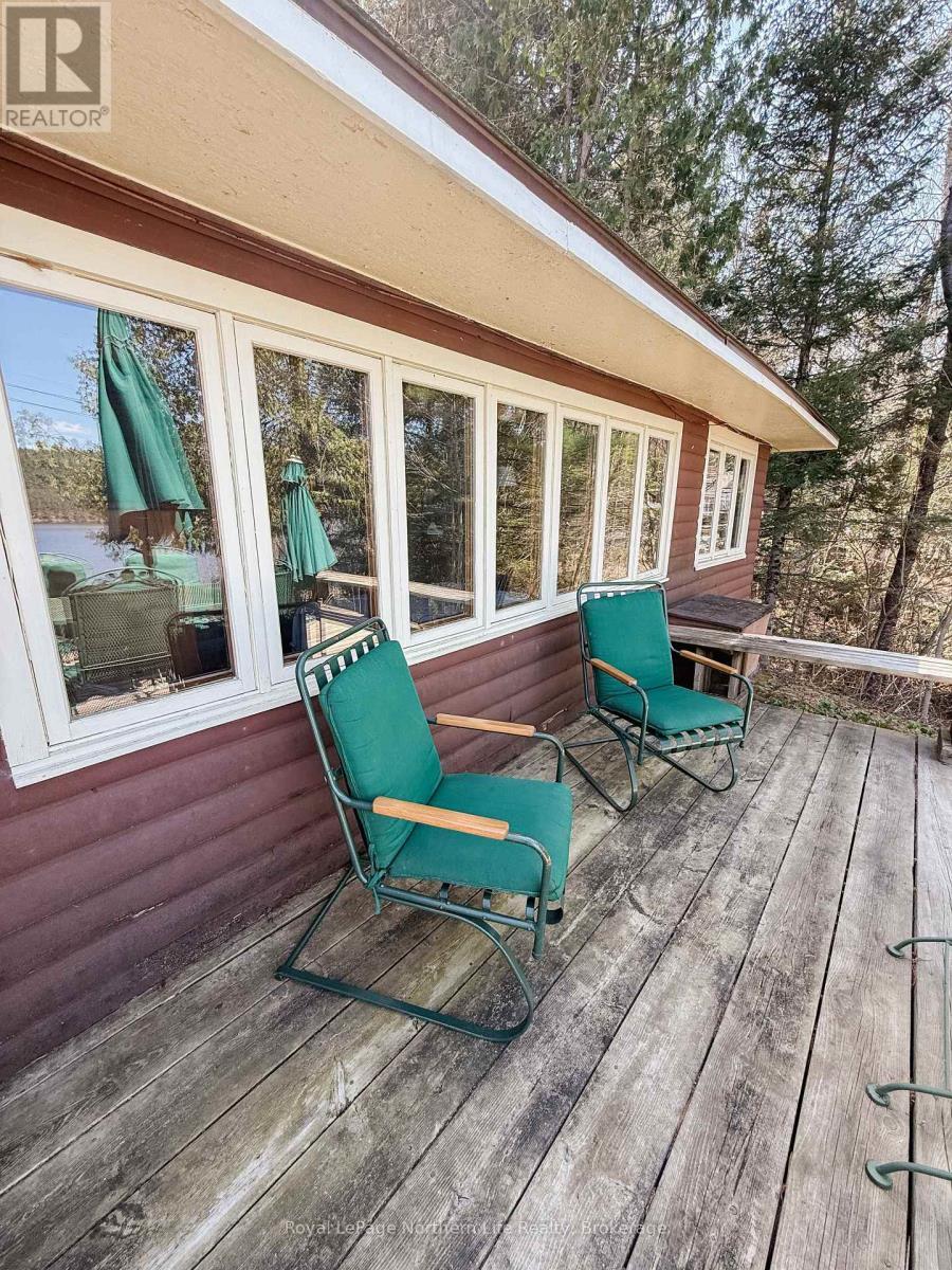 












295 NEAULT ROAD

,
Papineau-Cameron (Papineau Cameron),




Ontario
P0H1V0

