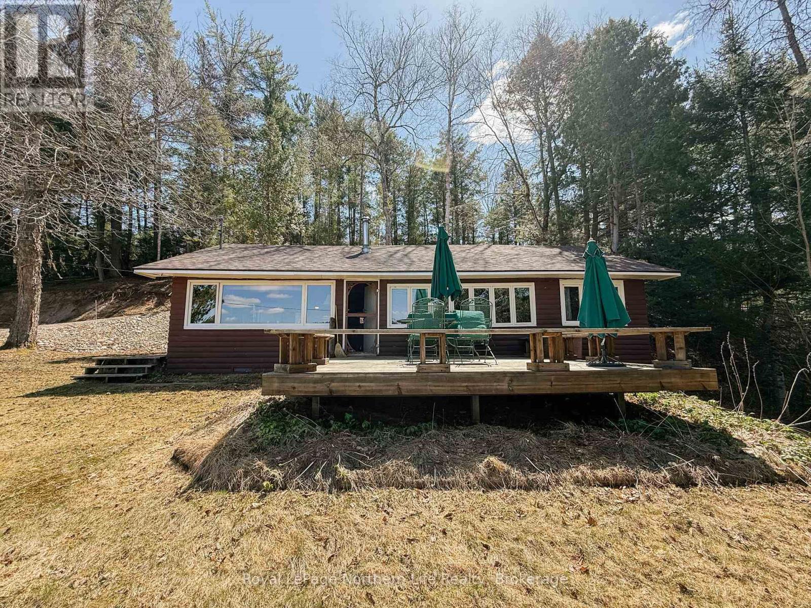 












295 NEAULT ROAD

,
Papineau-Cameron (Papineau Cameron),




Ontario
P0H1V0

