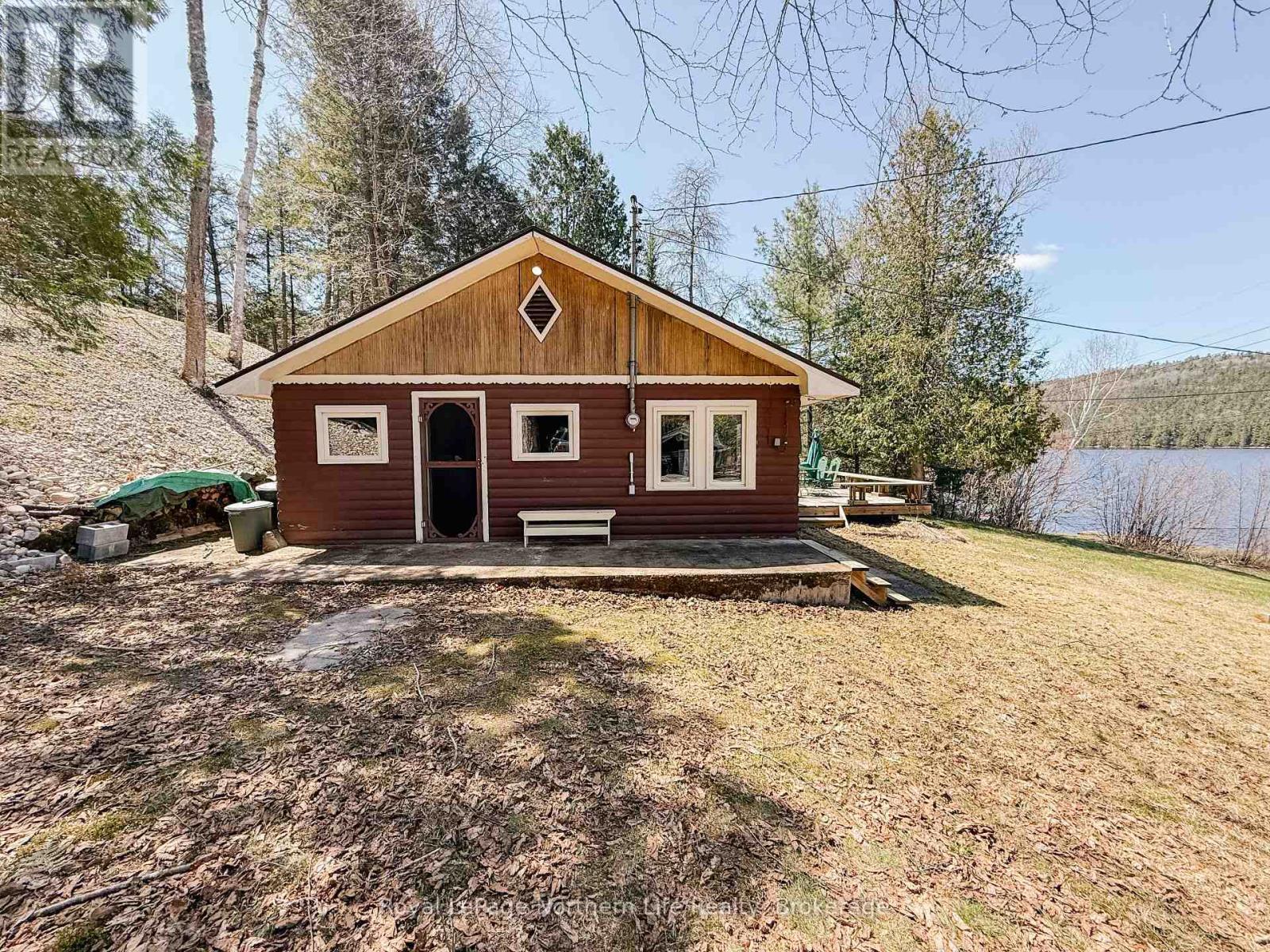 












295 NEAULT ROAD

,
Papineau-Cameron (Papineau Cameron),




Ontario
P0H1V0

