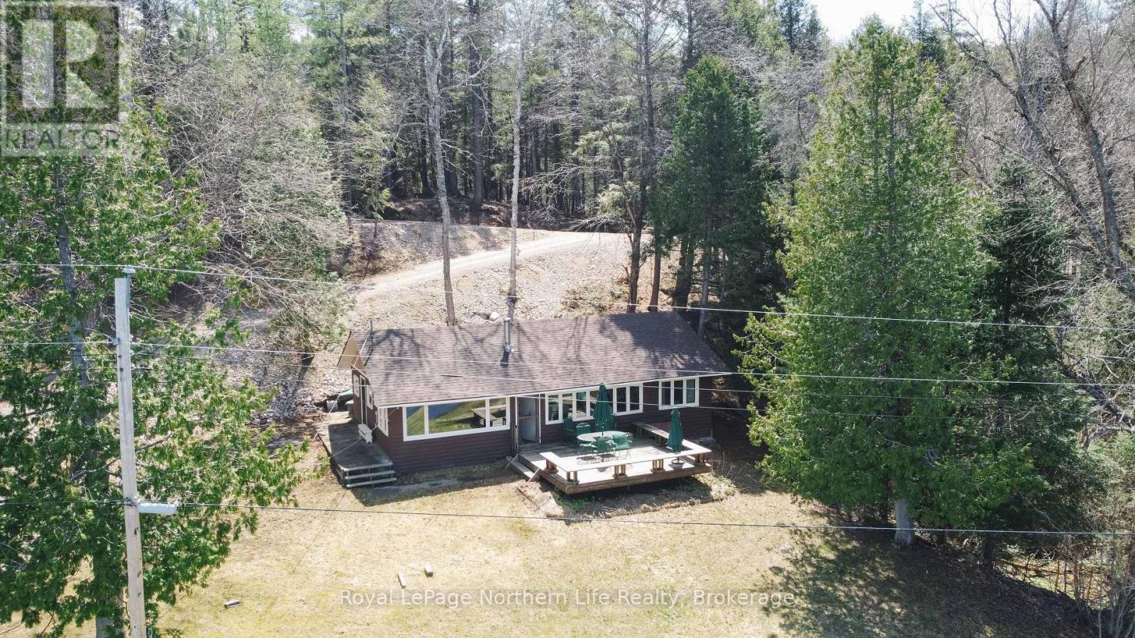 












295 NEAULT ROAD

,
Papineau-Cameron (Papineau Cameron),




Ontario
P0H1V0

