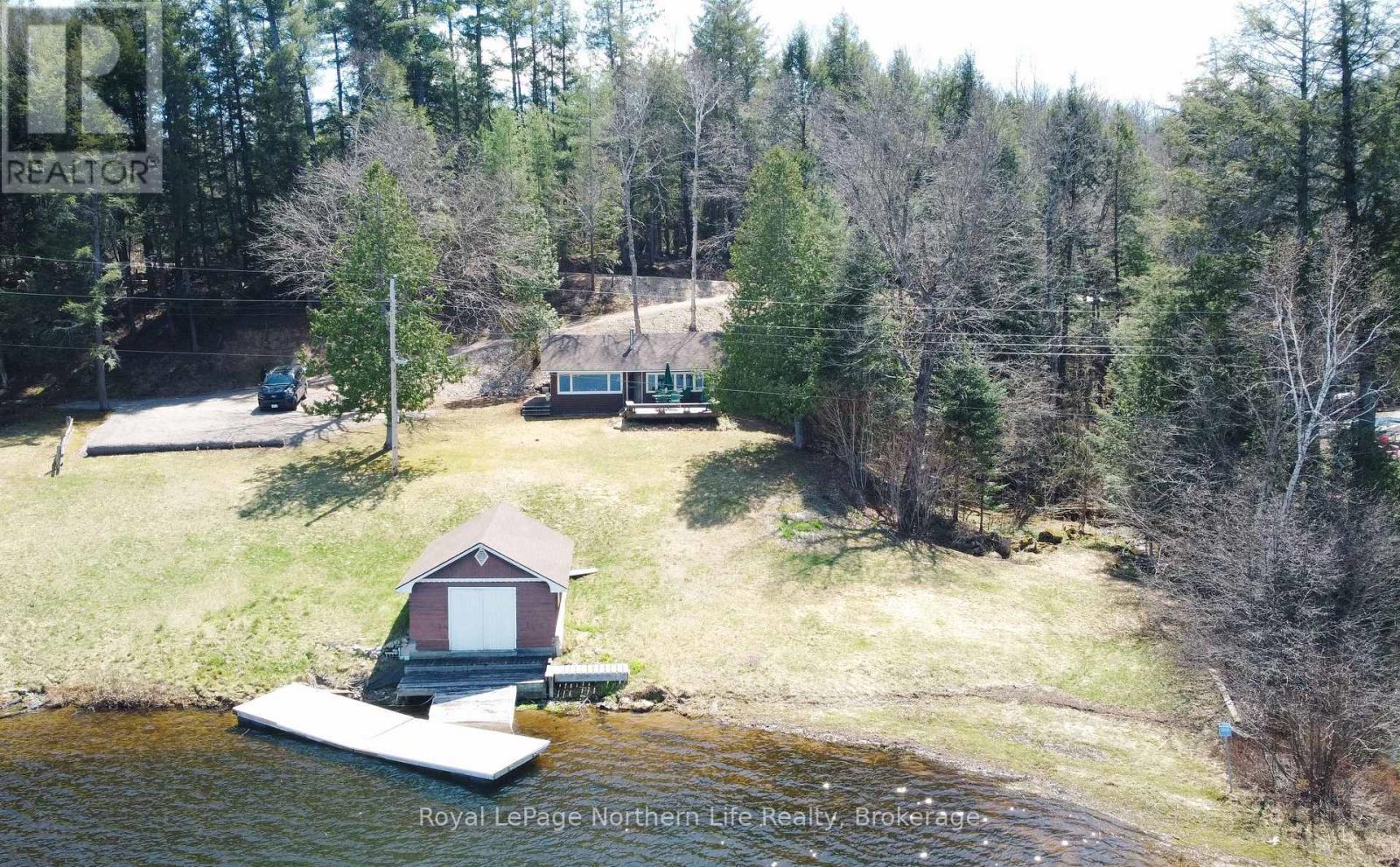 












295 NEAULT ROAD

,
Papineau-Cameron (Papineau Cameron),




Ontario
P0H1V0

