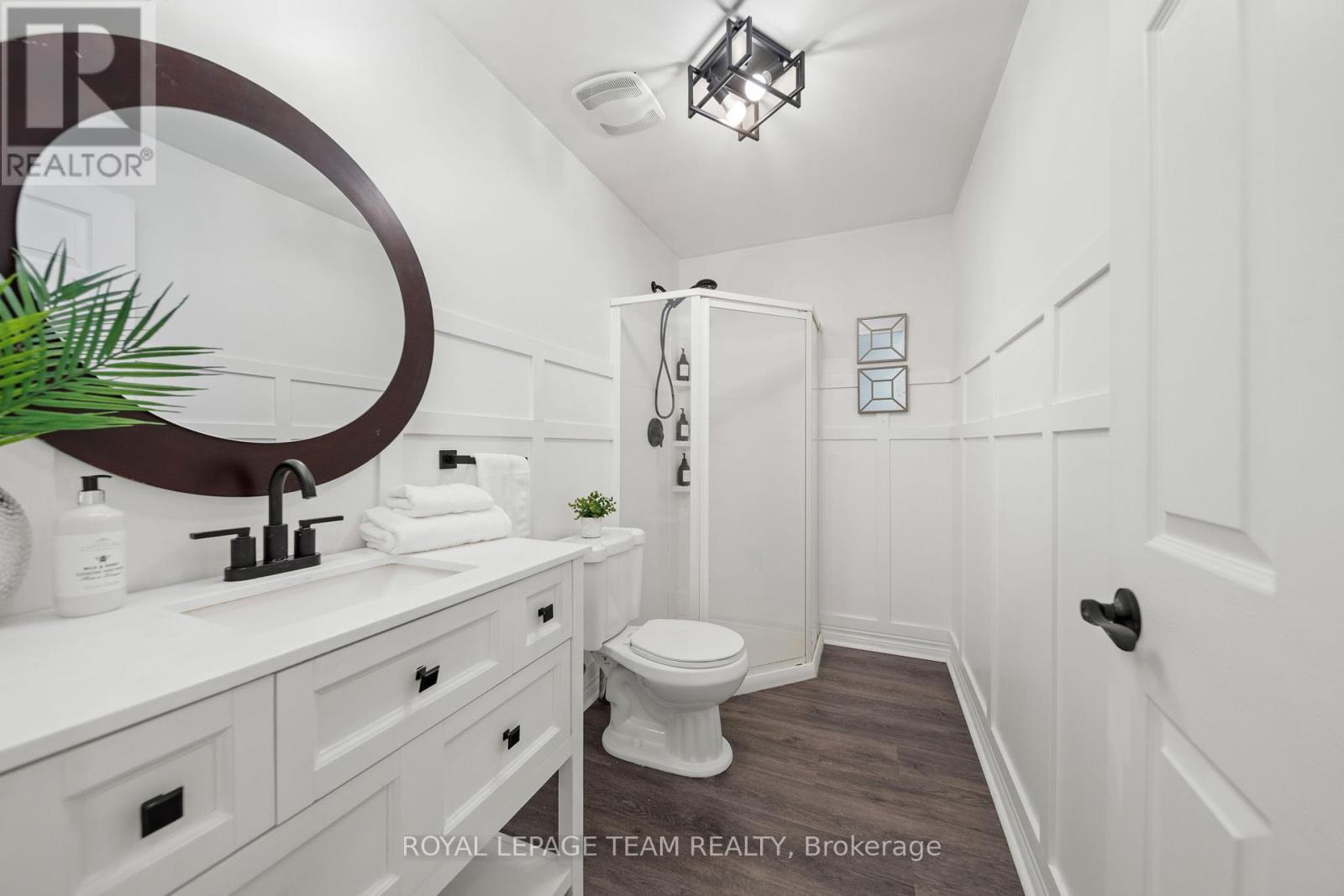 












112 LADY LOCHEAD LANE

,
Ottawa,




Ontario
K0A1L0

