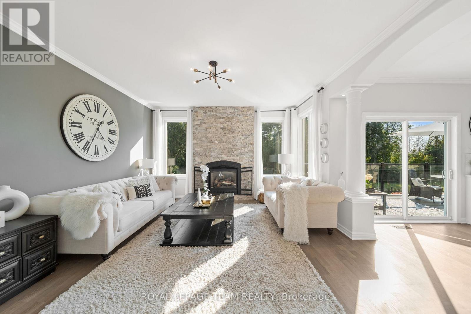 












112 LADY LOCHEAD LANE

,
Ottawa,




Ontario
K0A1L0

