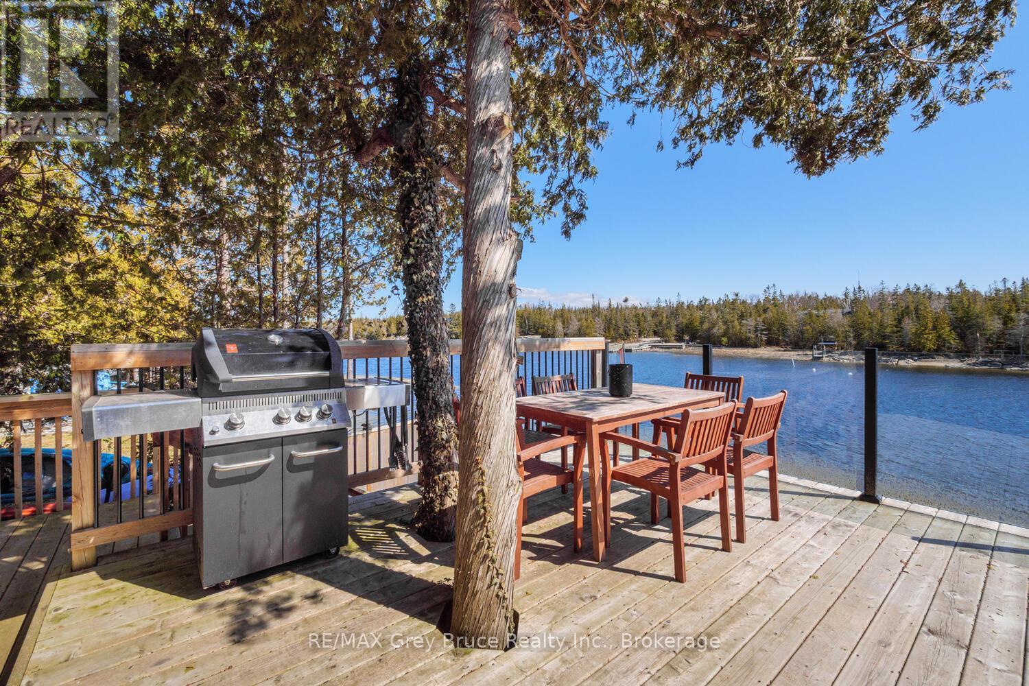 












59 SIMPSON AVENUE

,
Northern Bruce Peninsula,




Ontario
N0H2R0

