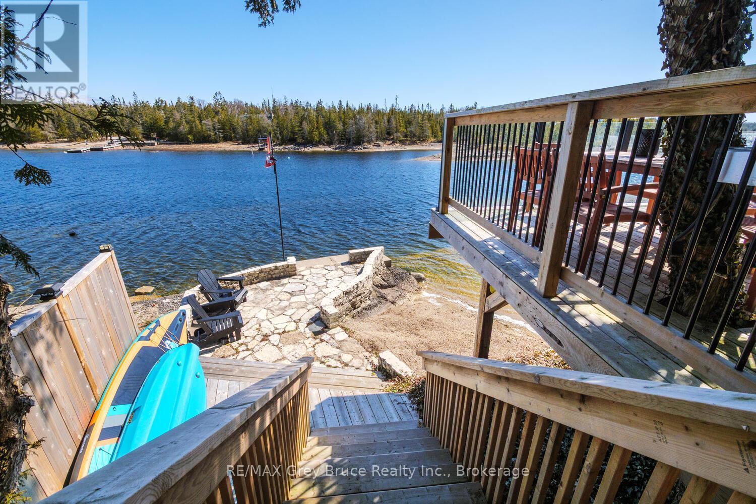 












59 SIMPSON AVENUE

,
Northern Bruce Peninsula,




Ontario
N0H2R0

