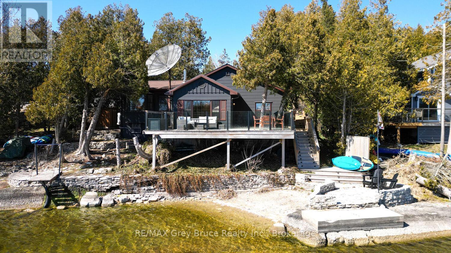 












59 SIMPSON AVENUE

,
Northern Bruce Peninsula,




Ontario
N0H2R0

