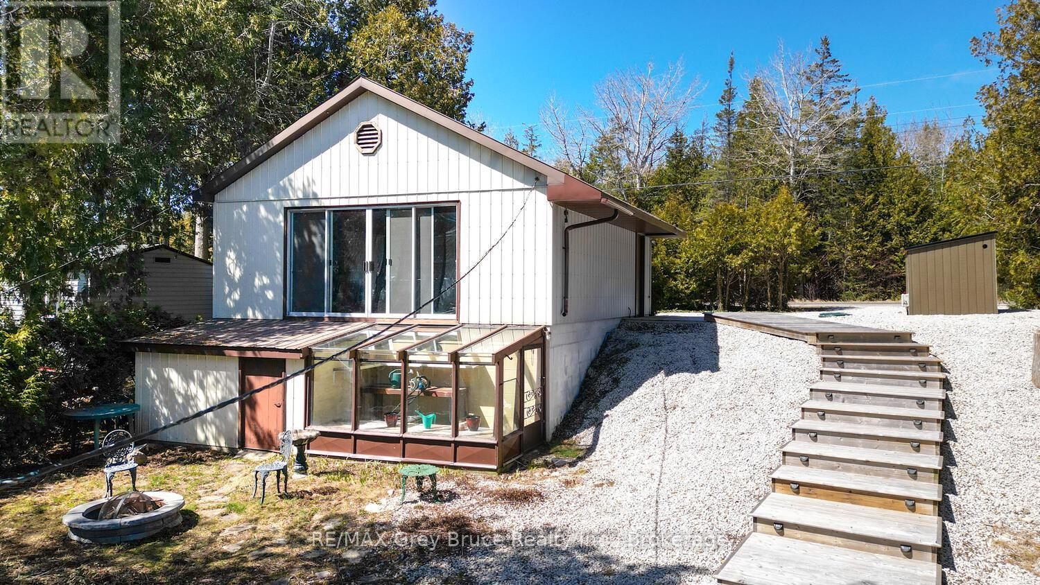 












59 SIMPSON AVENUE

,
Northern Bruce Peninsula,




Ontario
N0H2R0

