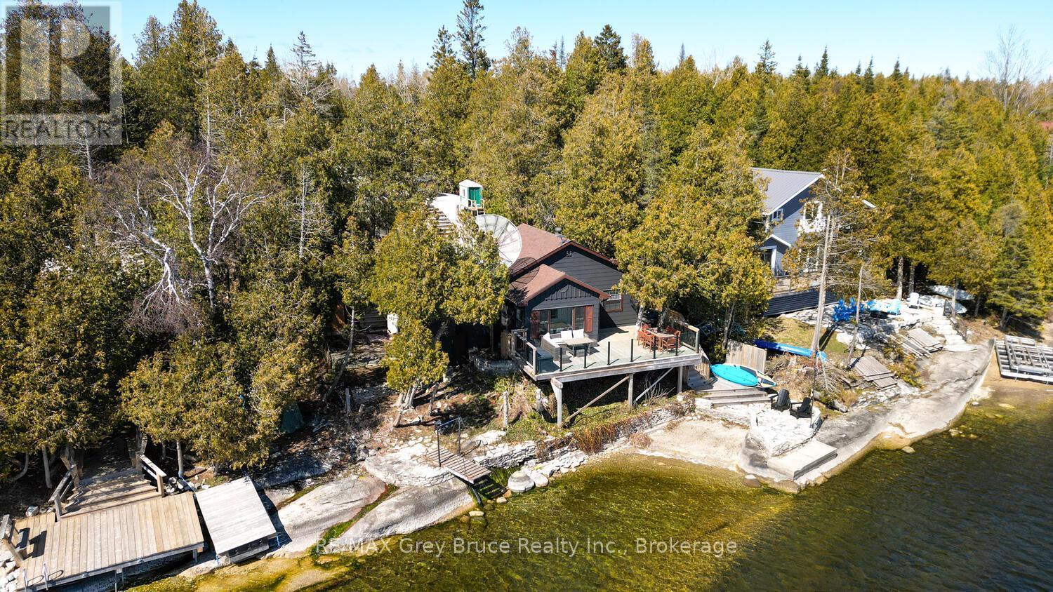 












59 SIMPSON AVENUE

,
Northern Bruce Peninsula,




Ontario
N0H2R0

