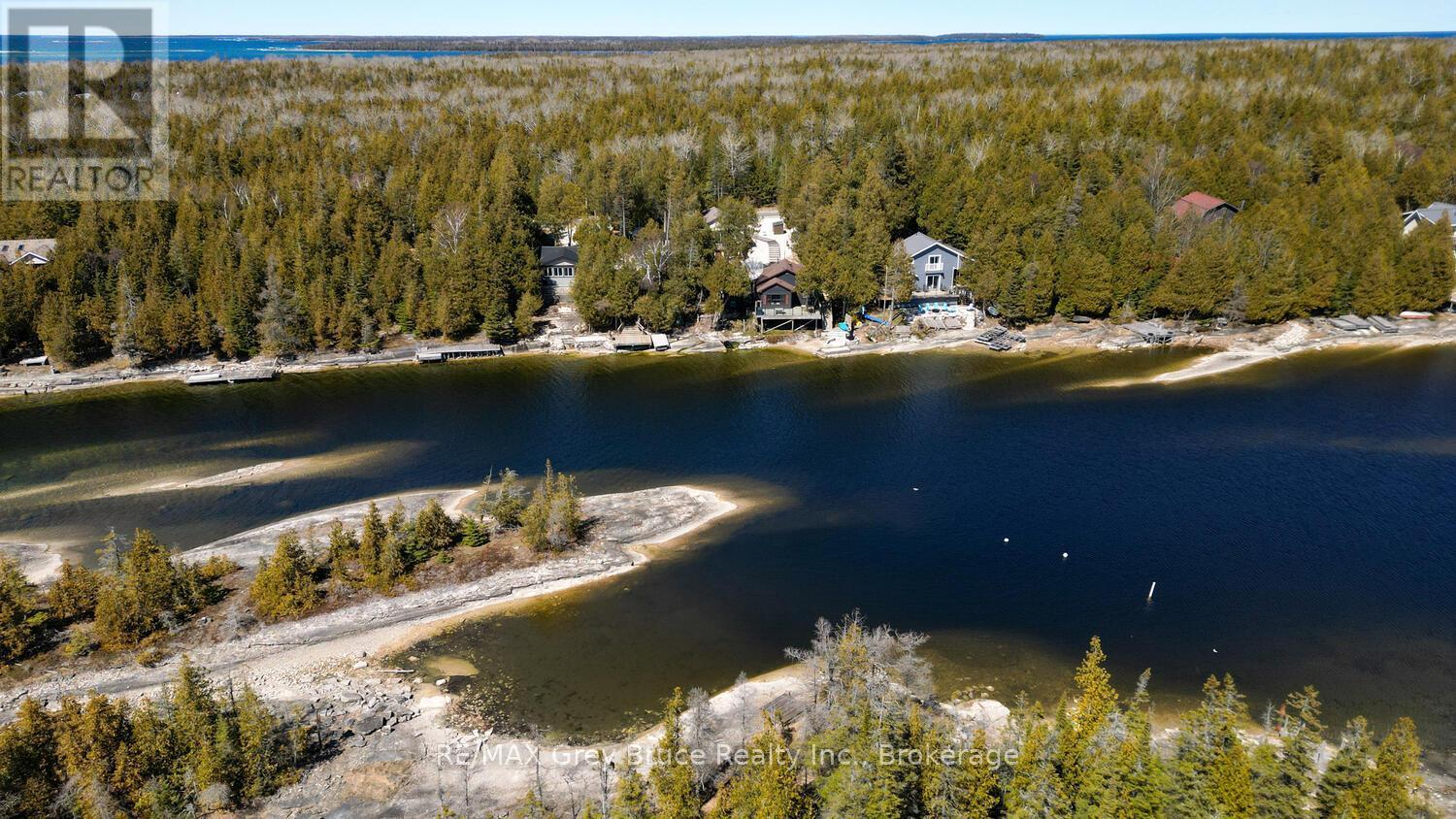 












59 SIMPSON AVENUE

,
Northern Bruce Peninsula,




Ontario
N0H2R0


