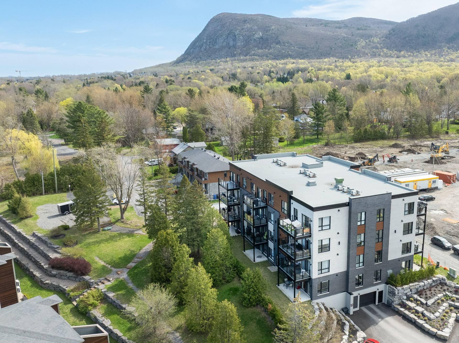 









322


Rue des Vétérans

, 205,
Mont-Saint-Hilaire,




QC
J3H0R8

