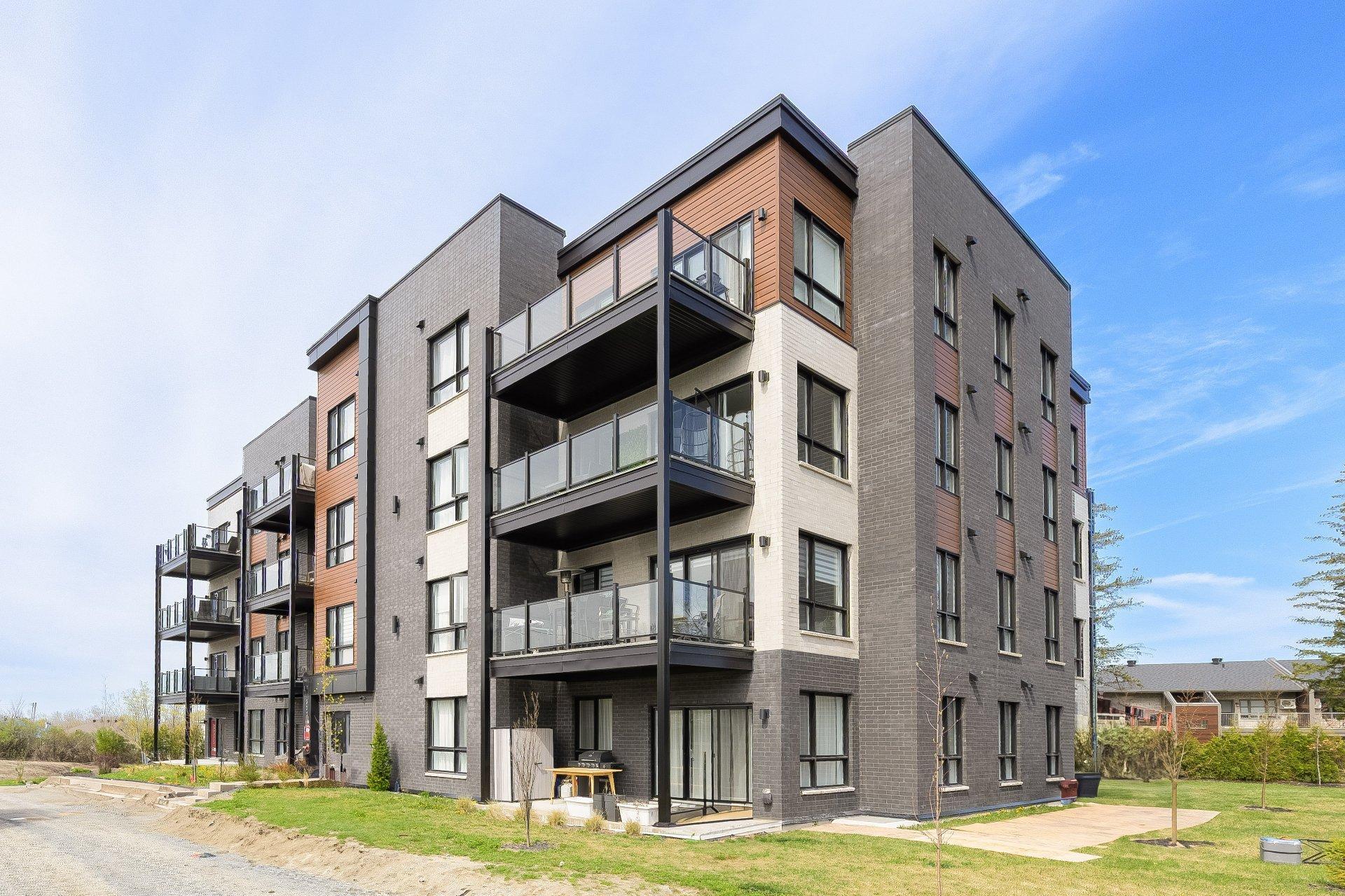 









322


Rue des Vétérans

, 205,
Mont-Saint-Hilaire,




QC
J3H0R8

