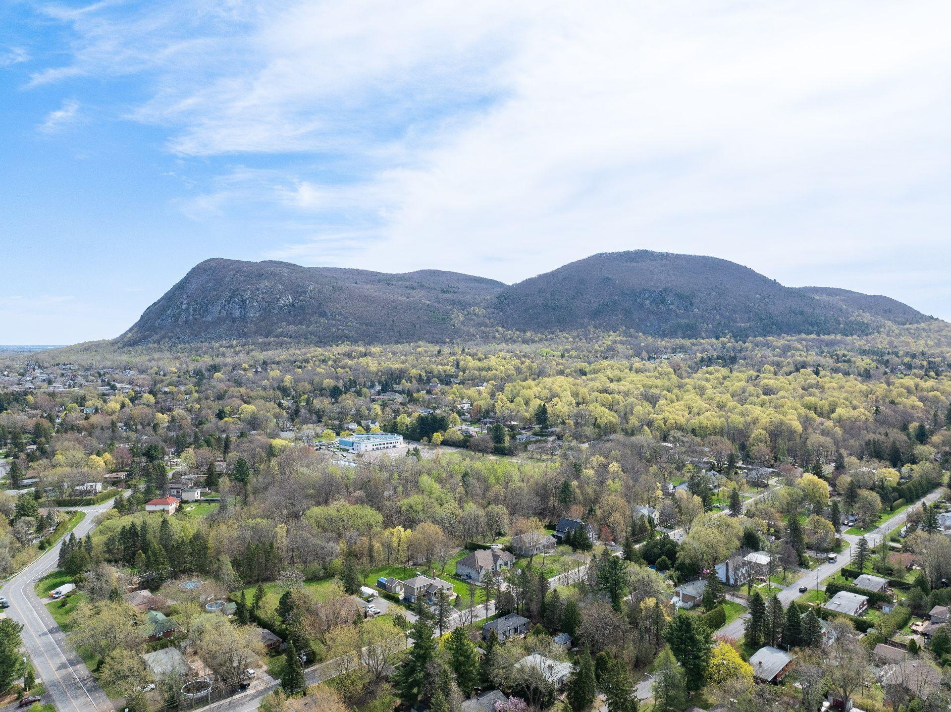 









322


Rue des Vétérans

, 205,
Mont-Saint-Hilaire,




QC
J3H0R8

