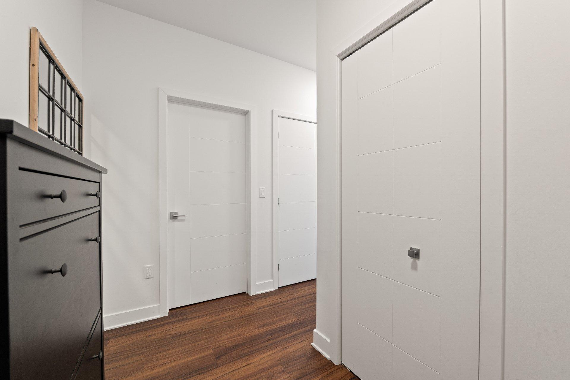 









322


Rue des Vétérans

, 205,
Mont-Saint-Hilaire,




QC
J3H0R8

