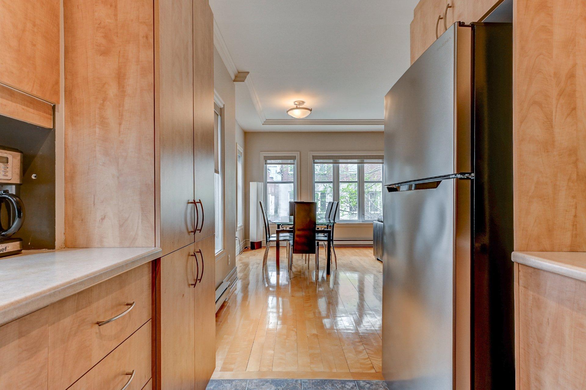 









673


Rue St-Timothée

,
Montréal (Ville-Marie),




QC
H2L3N2

