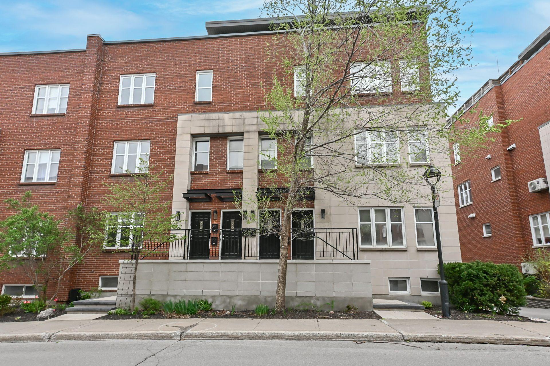 









673


Rue St-Timothée

,
Montréal (Ville-Marie),




QC
H2L3N2

