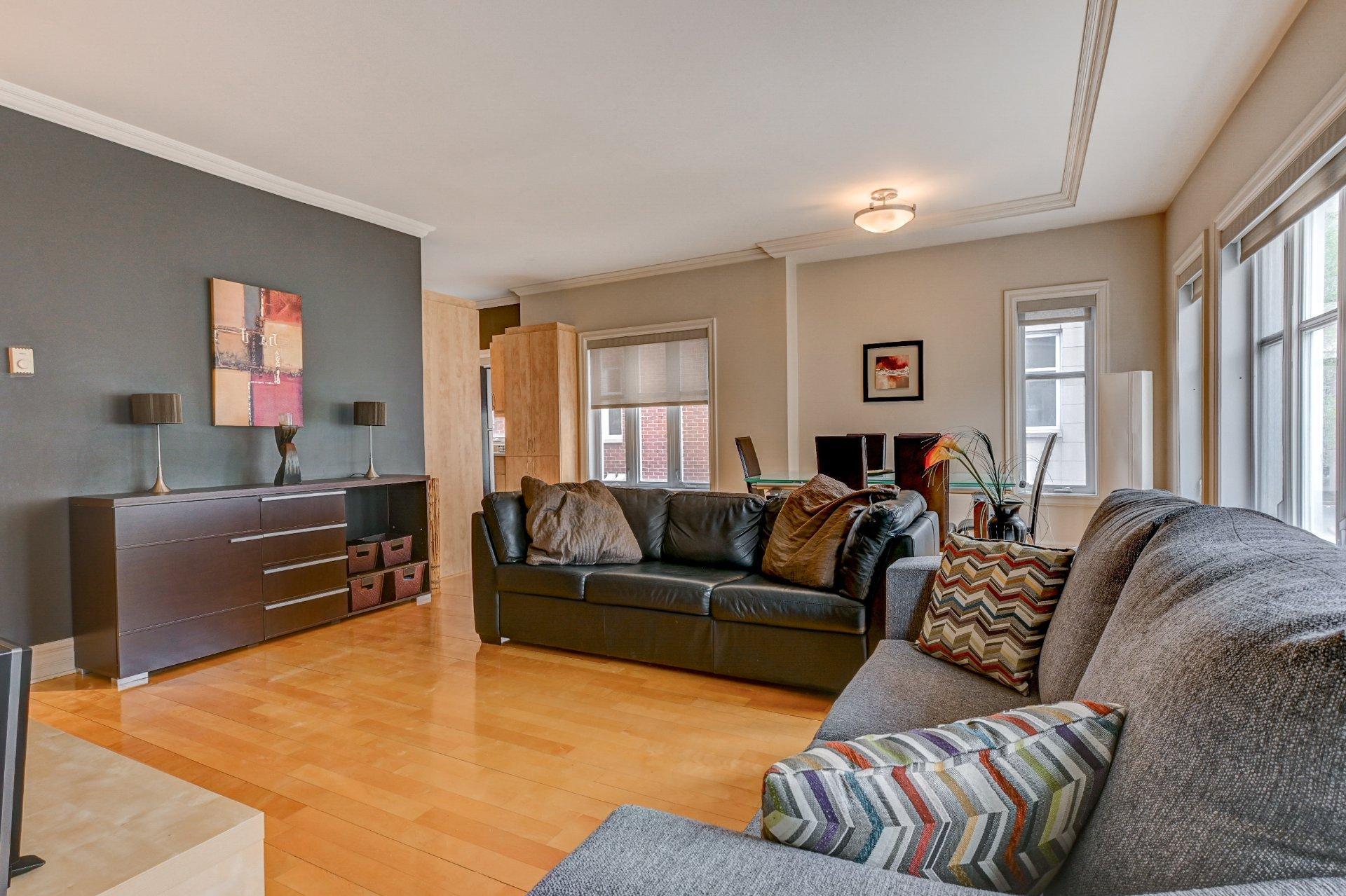 









673


Rue St-Timothée

,
Montréal (Ville-Marie),




QC
H2L3N2

