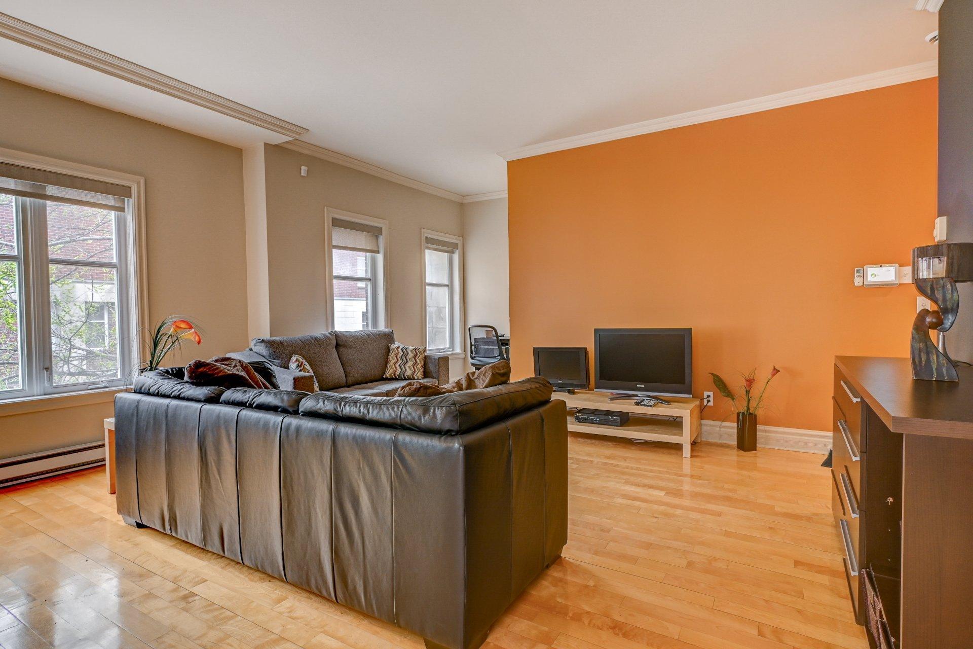 









673


Rue St-Timothée

,
Montréal (Ville-Marie),




QC
H2L3N2

