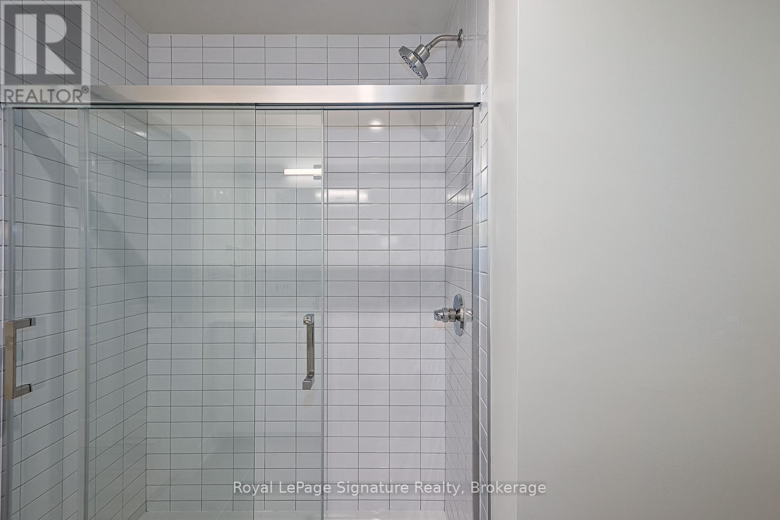 












208 - 121 MARY STREET

,
Clearview (Creemore),




Ontario
L0M1G0

