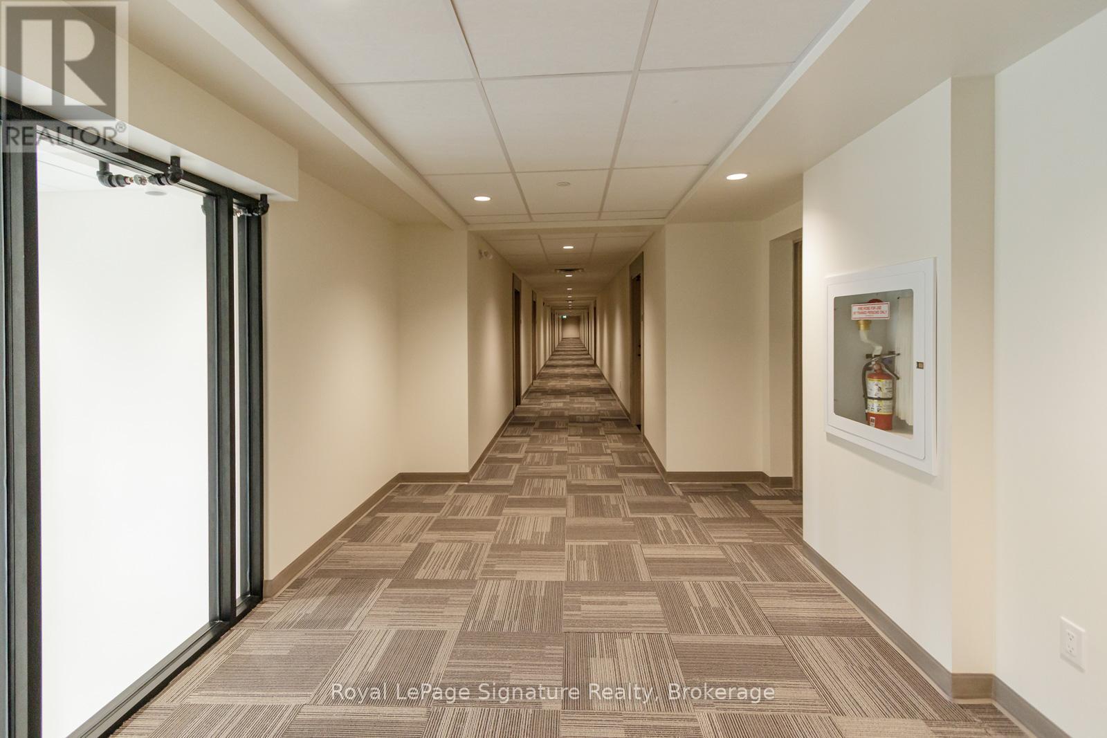 












208 - 121 MARY STREET

,
Clearview (Creemore),




Ontario
L0M1G0

