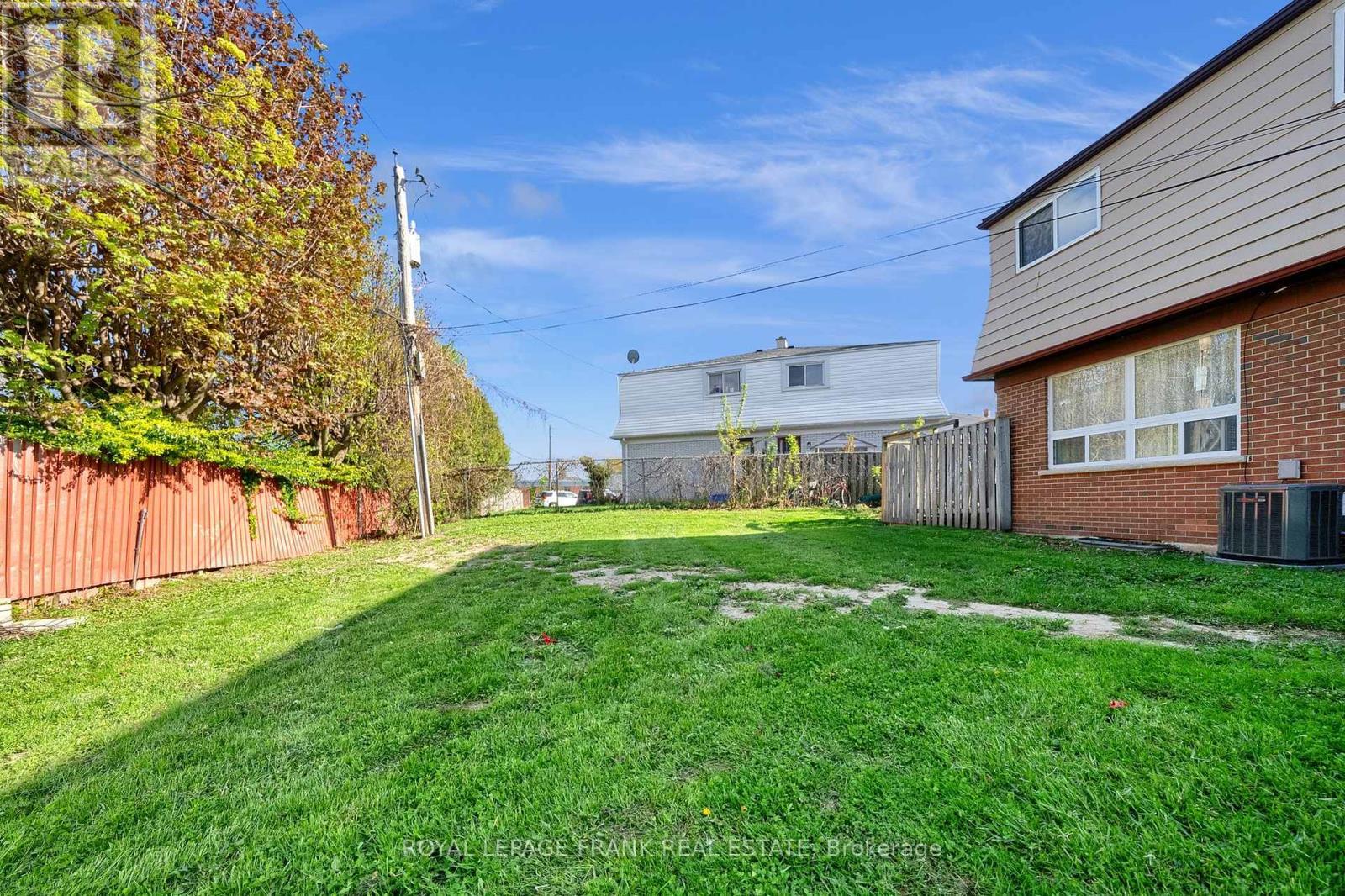 












377 LINDEN STREET

,
Oshawa (Donevan),




Ontario
L1H6R6

