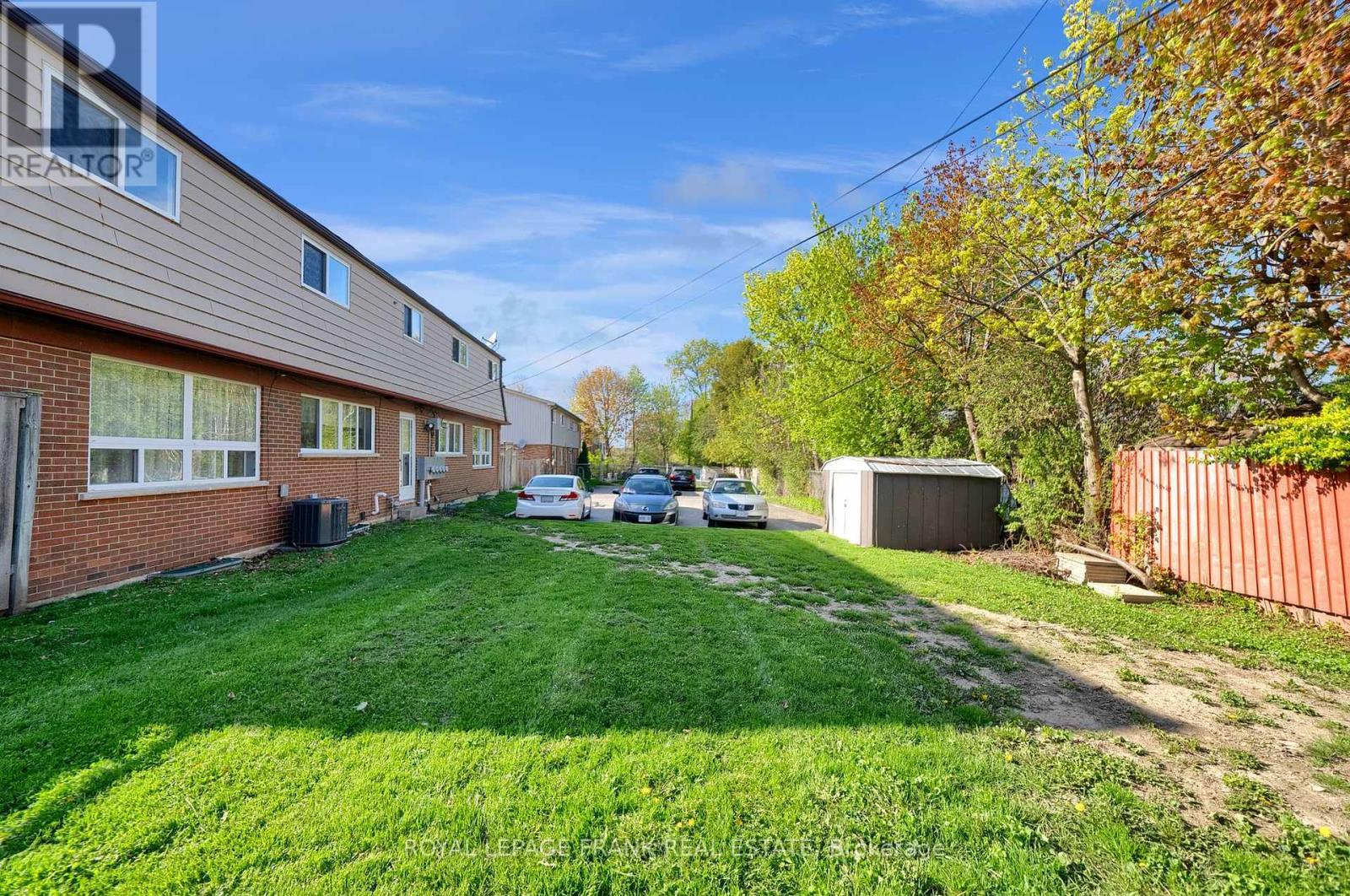 












377 LINDEN STREET

,
Oshawa (Donevan),




Ontario
L1H6R6

