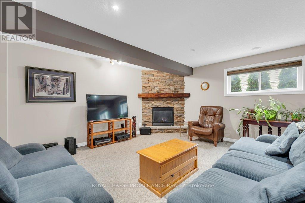 












1 PIER DRIVE

,
Brighton,




Ontario
K0K1H0

