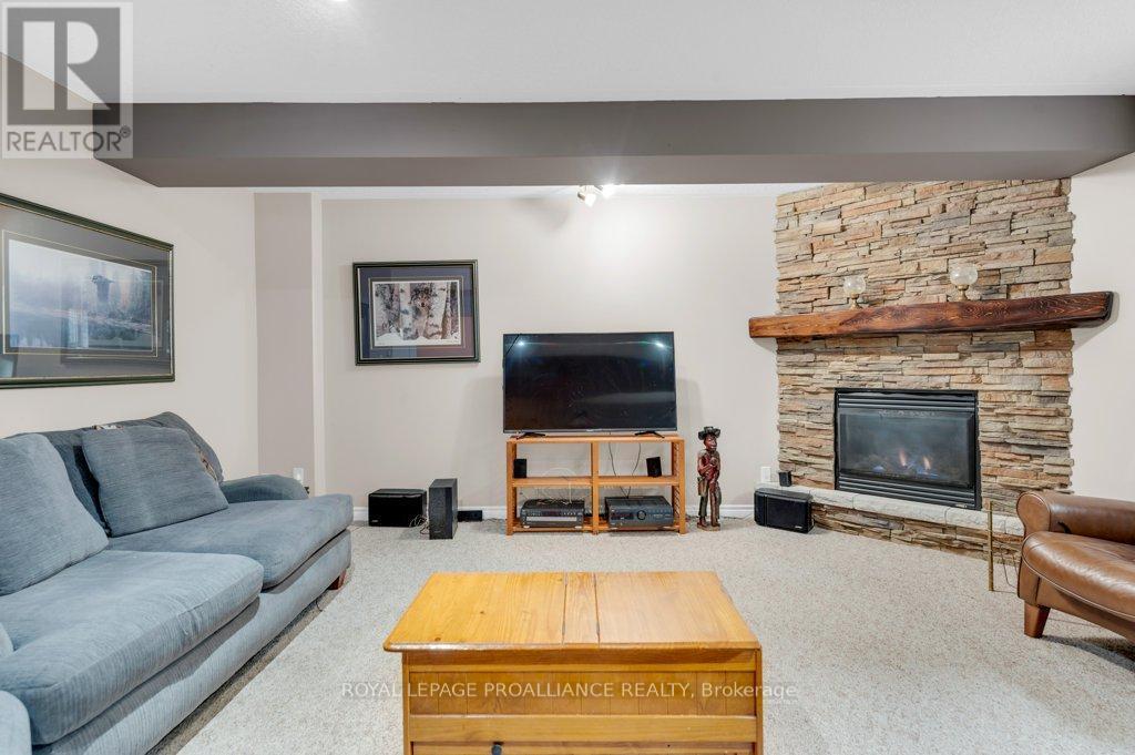 












1 PIER DRIVE

,
Brighton,




Ontario
K0K1H0

