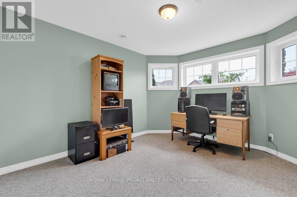 












1 PIER DRIVE

,
Brighton,




Ontario
K0K1H0

