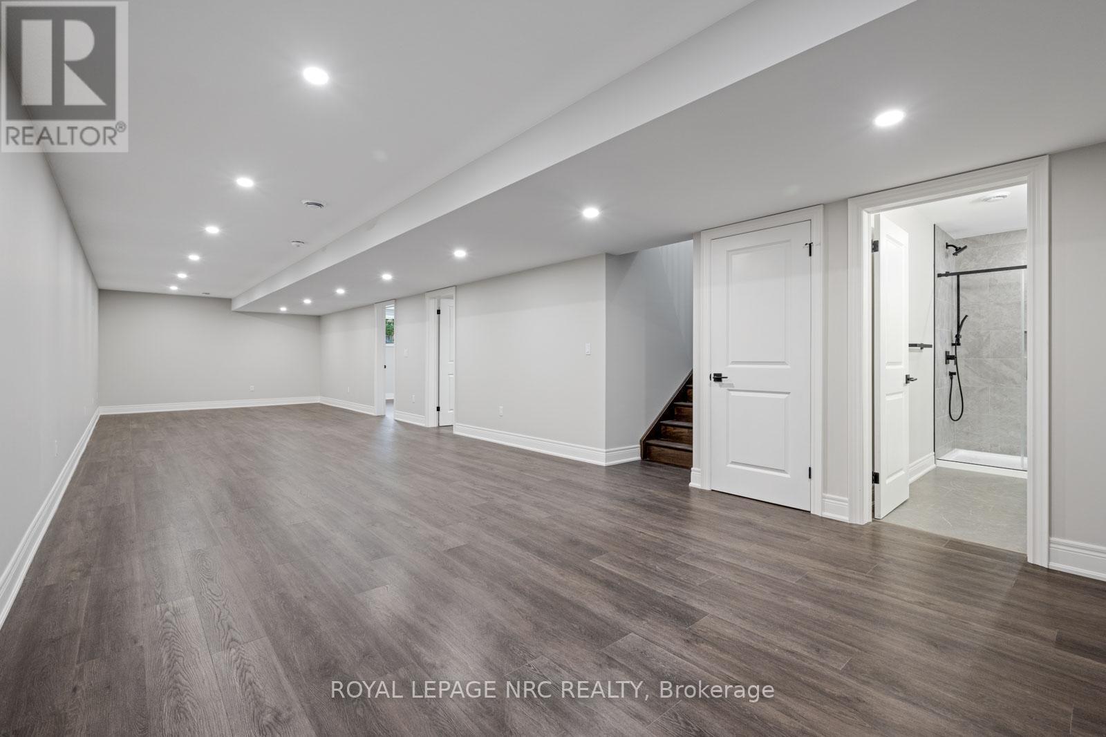 












734 CLARENCE STREET

,
Port Colborne (Sugarloaf),




Ontario
L3K0A8

