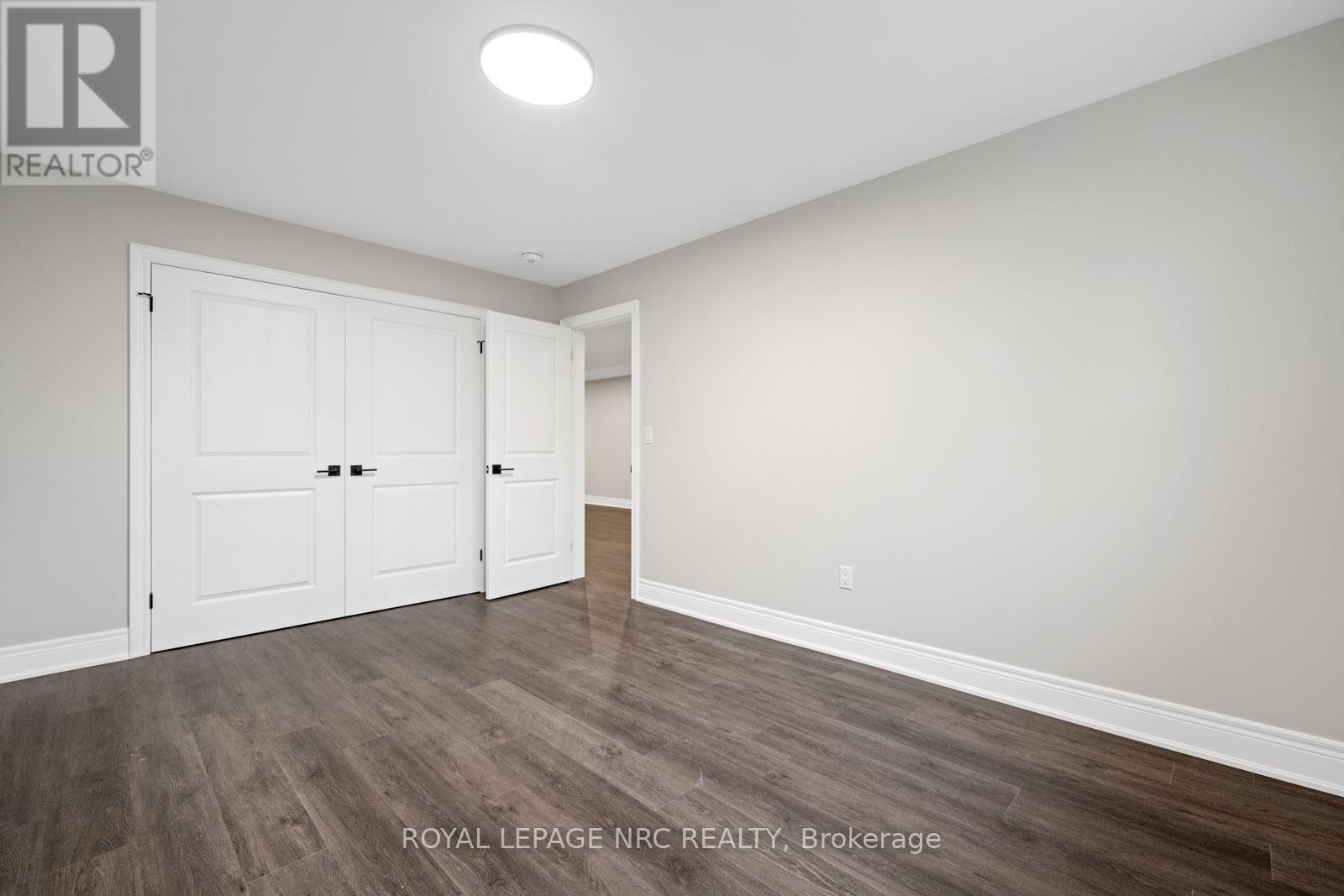 












734 CLARENCE STREET

,
Port Colborne (Sugarloaf),




Ontario
L3K0A8

