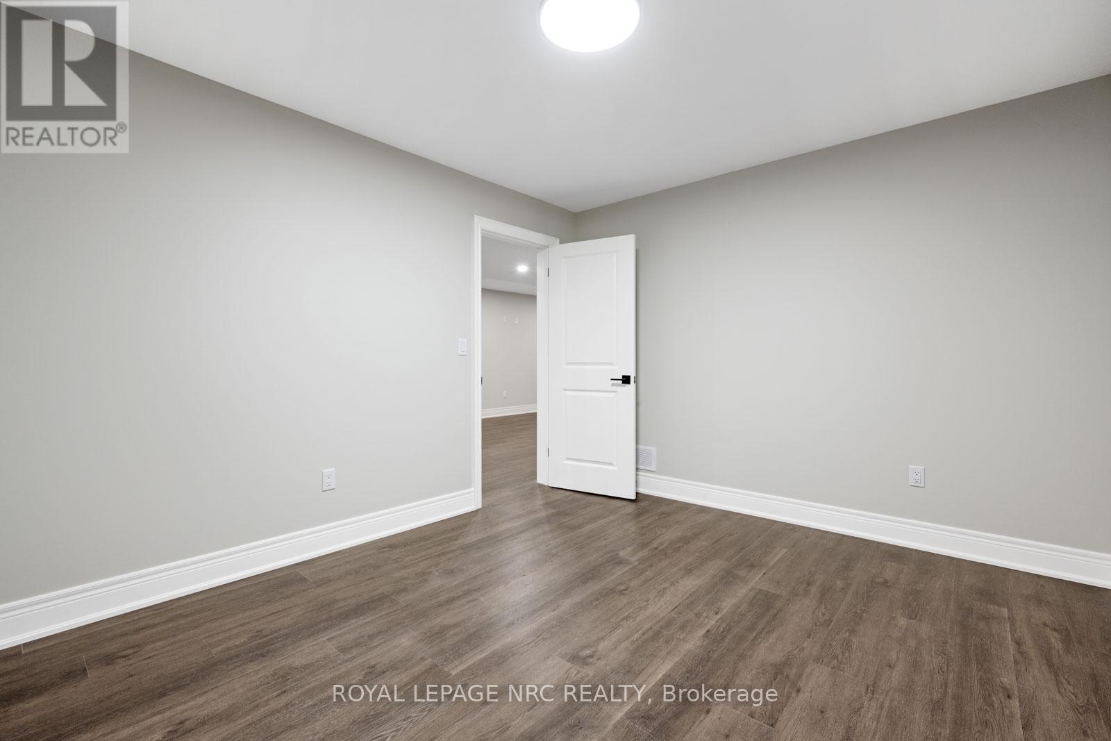 












734 CLARENCE STREET

,
Port Colborne (Sugarloaf),




Ontario
L3K0A8

