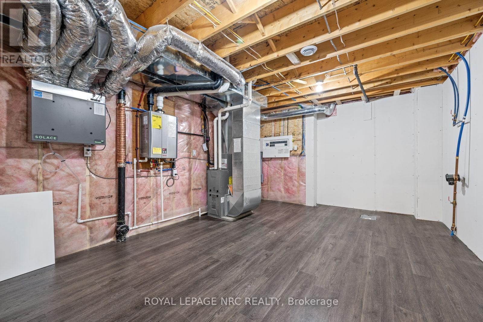 












734 CLARENCE STREET

,
Port Colborne (Sugarloaf),




Ontario
L3K0A8


