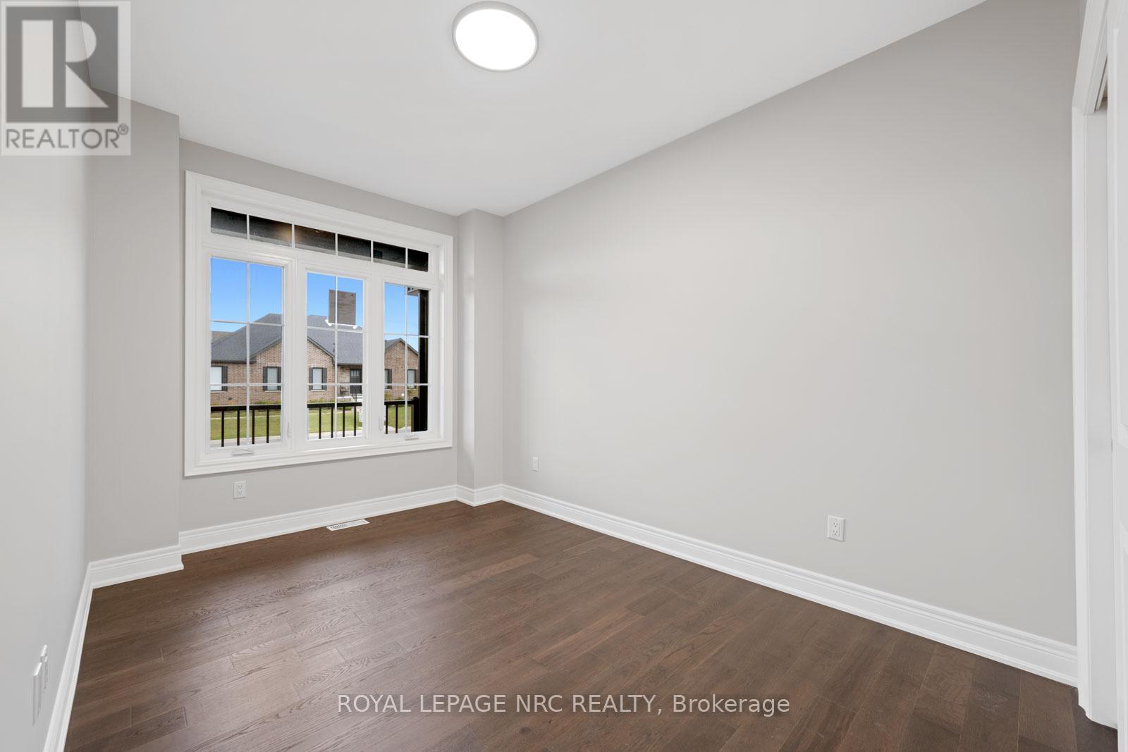 












734 CLARENCE STREET

,
Port Colborne (Sugarloaf),




Ontario
L3K0A8

