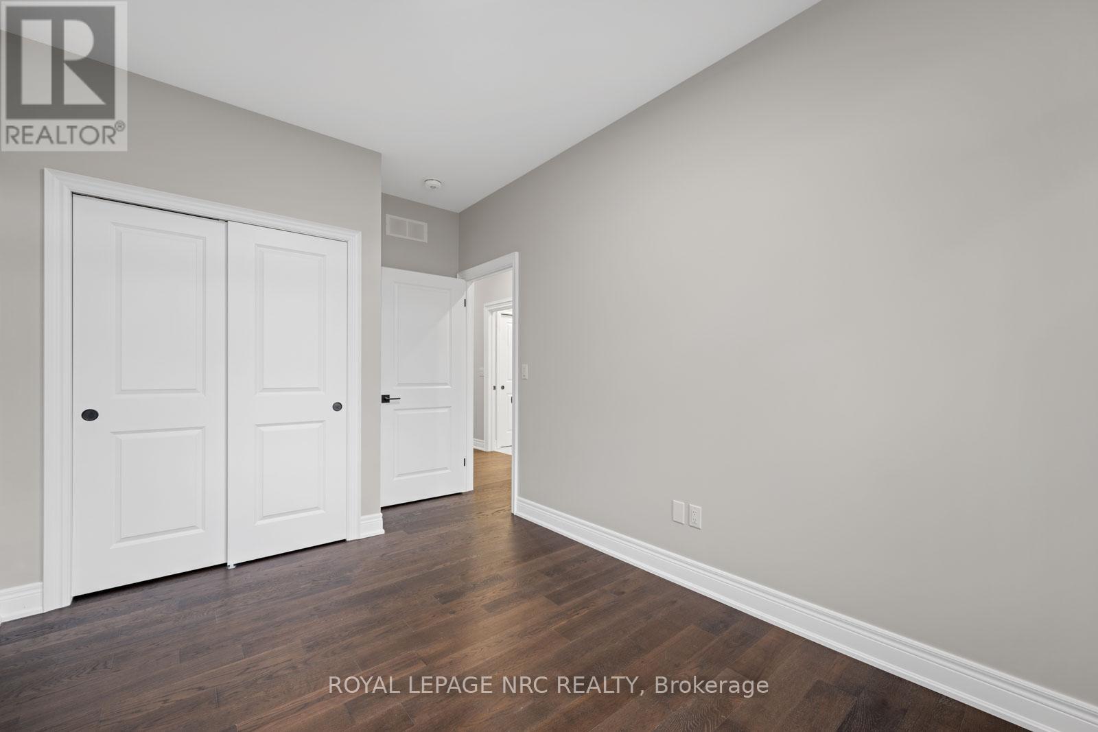 












734 CLARENCE STREET

,
Port Colborne (Sugarloaf),




Ontario
L3K0A8

