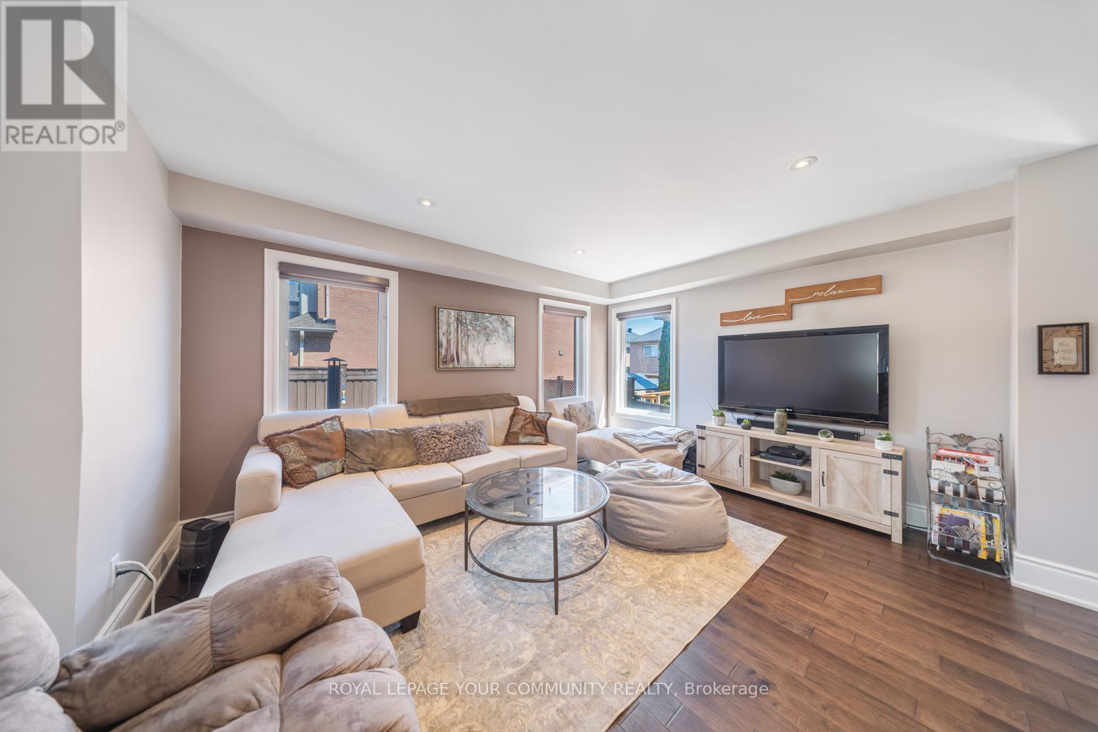 












68 GOYO GATE

,
Vaughan,




Ontario
L6A3T3

