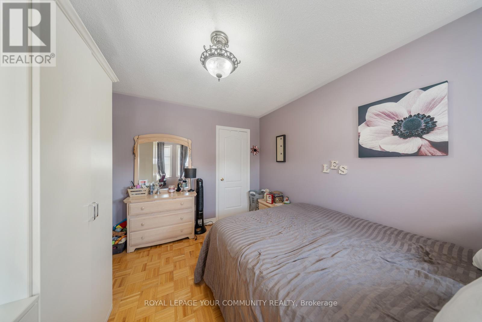












68 GOYO GATE

,
Vaughan,




Ontario
L6A3T3

