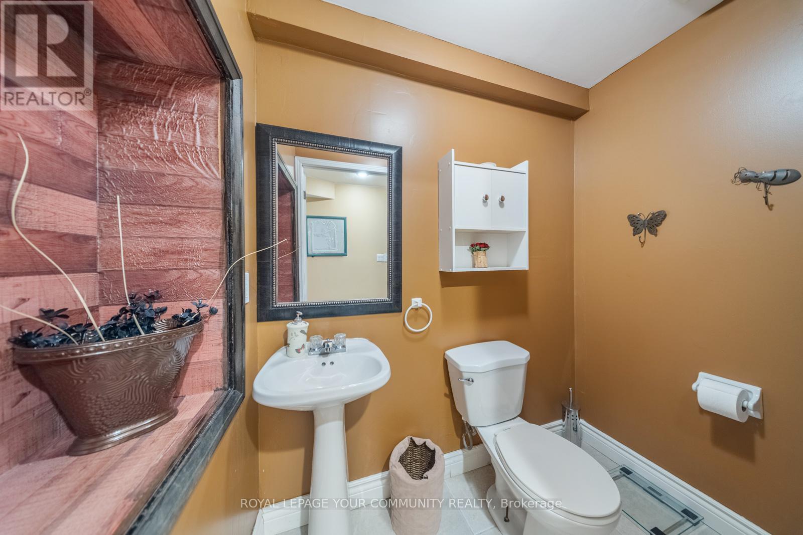 












68 GOYO GATE

,
Vaughan,




Ontario
L6A3T3

