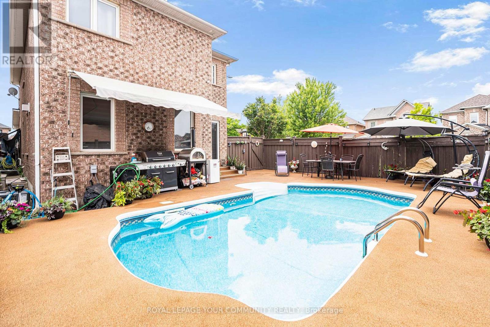 












68 GOYO GATE

,
Vaughan,




Ontario
L6A3T3

