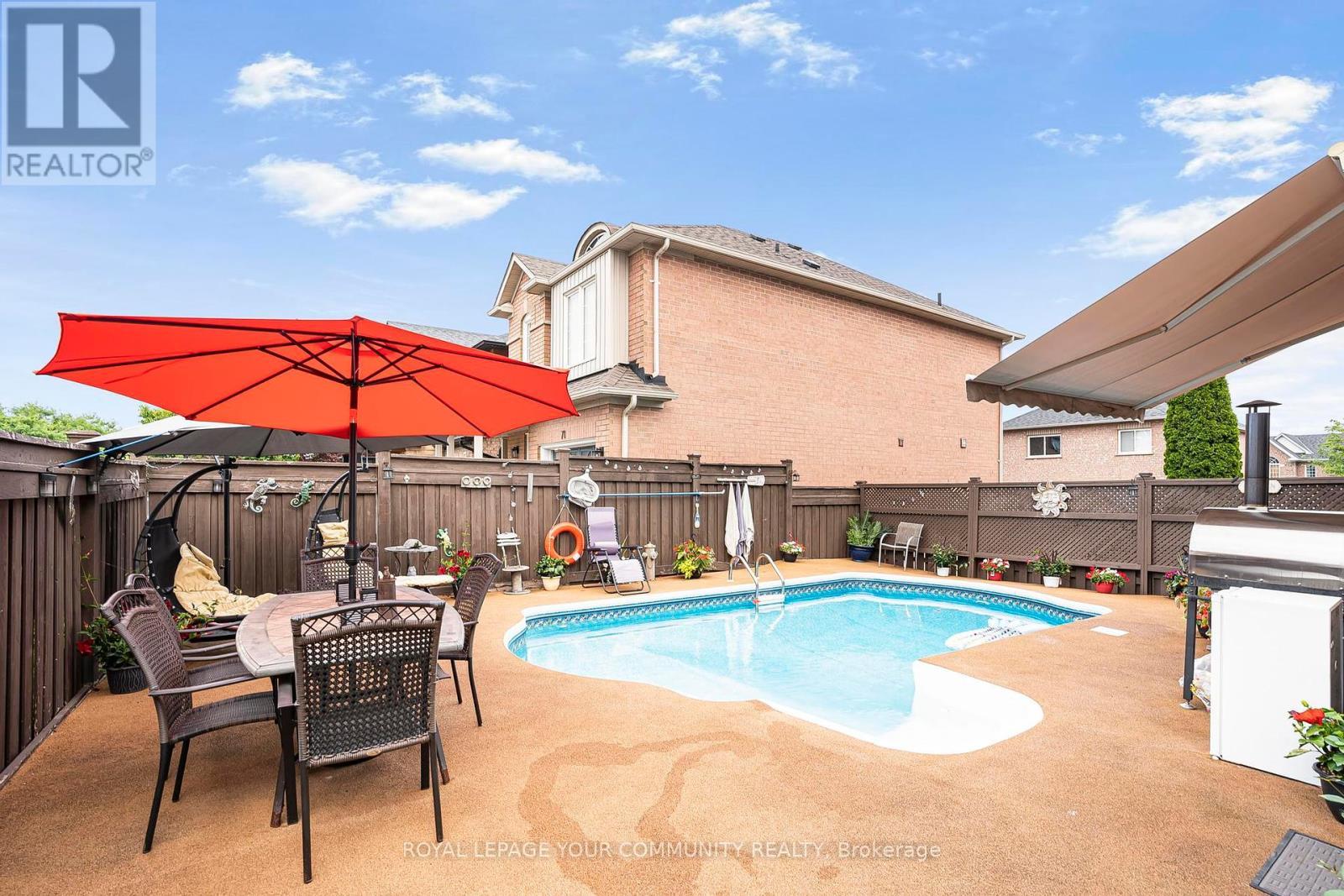 












68 GOYO GATE

,
Vaughan,




Ontario
L6A3T3

