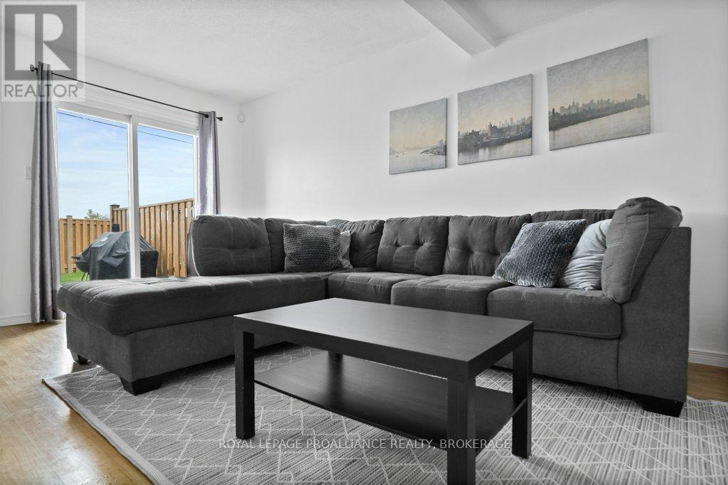 












66 - 848 DATZELL LANE

,
Kingston (South of Taylor-Kidd Blvd),




Ontario
K7M7P8

