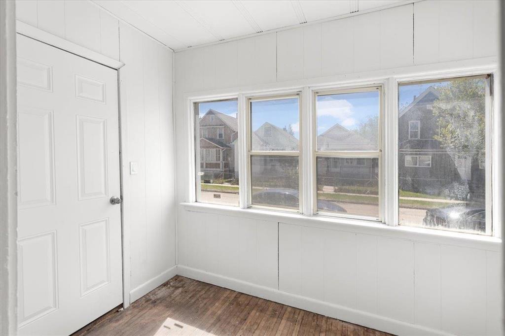 












1565 Ross Avenue

,
Winnipeg,




Manitoba
R3E1E2

