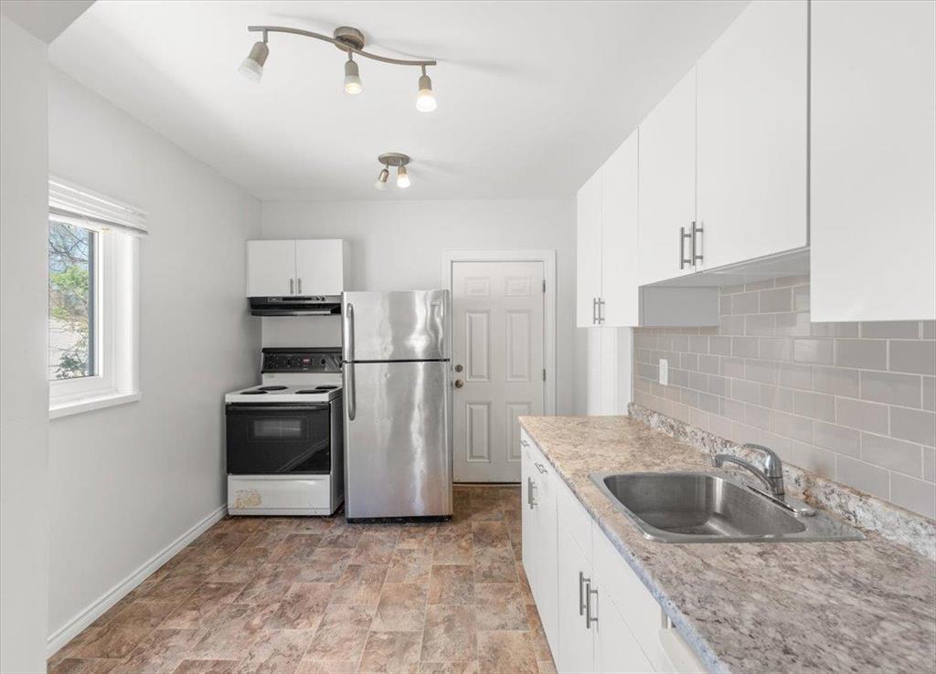 












1565 Ross Avenue

,
Winnipeg,




Manitoba
R3E1E2

