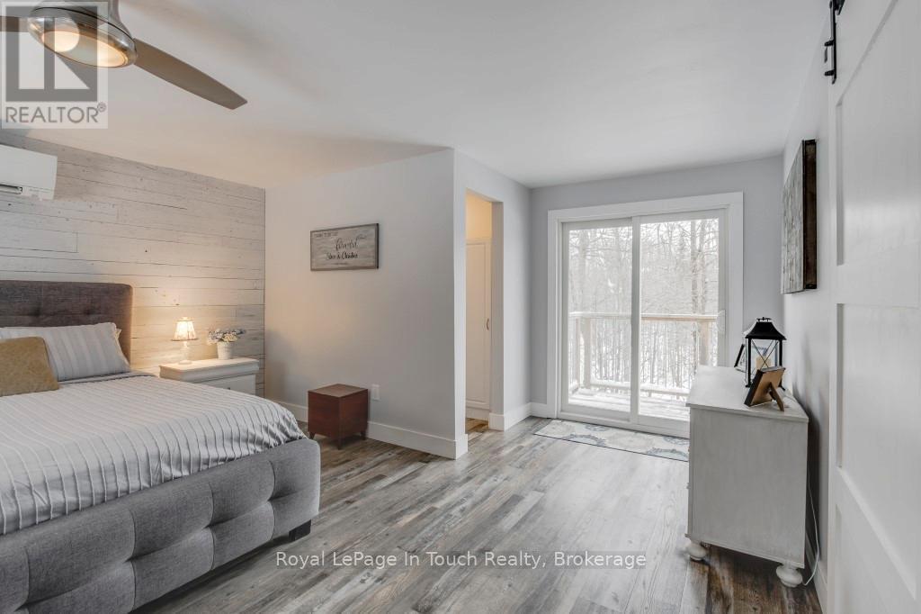 












36 MEADOWS AVENUE

,
Tay,




Ontario
L0K2C0


