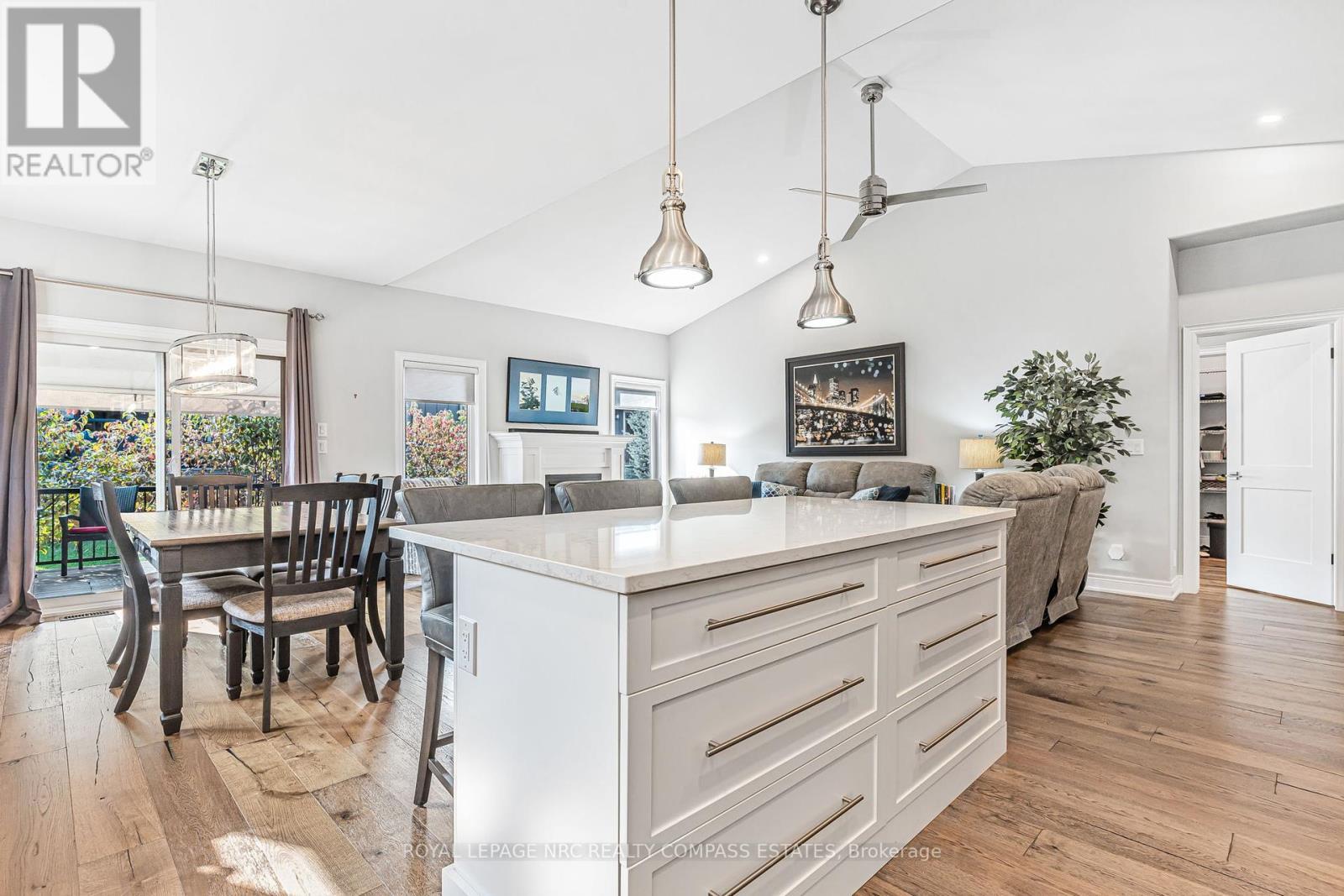 












55 - 180 PORT ROBINSON ROAD

,
Pelham (Fonthill),




Ontario
L0S1E6

