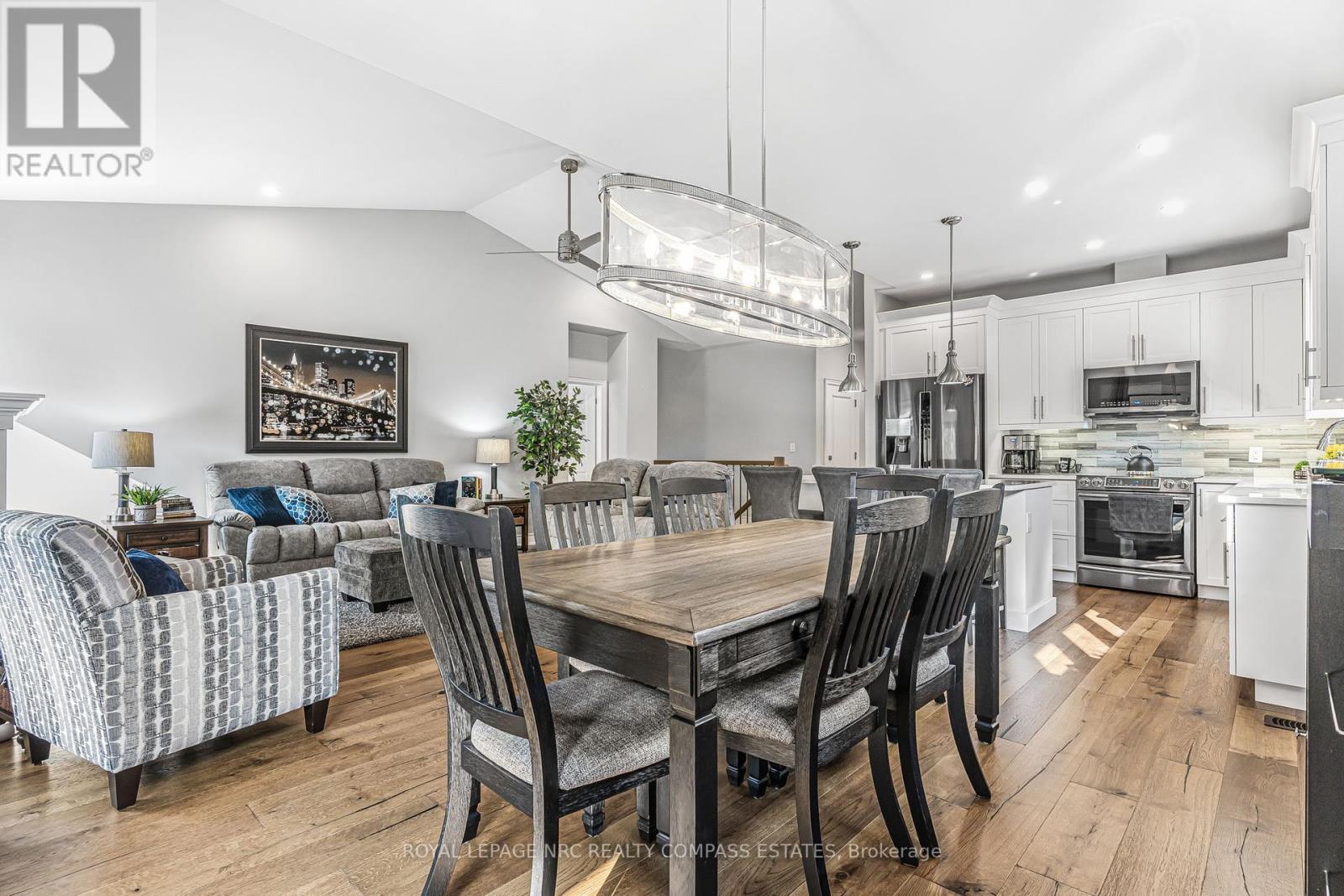 












55 - 180 PORT ROBINSON ROAD

,
Pelham (Fonthill),




Ontario
L0S1E6

